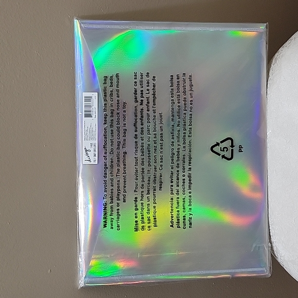 Divoga 2-pack Poly Snap Envelopes - Picture 3 of 4